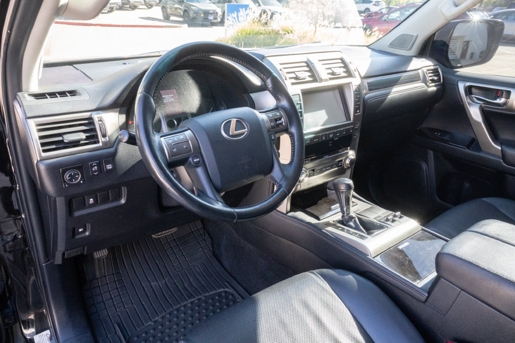 Used 2014 Lexus GX 460 AWD/4WD image 5