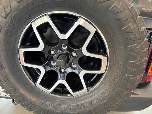 Used 2021 Ford Bronco Outer Banks AWD/4WD image 23
