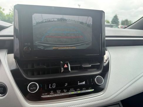 Used 2023 Toyota Corolla SE w/ Carpet Mat Package (TMS) FWD image 18