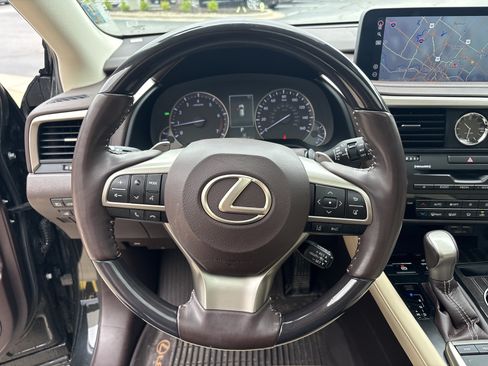 Used 2020 Lexus RX 350 AWD w/ Luxury Package image 18