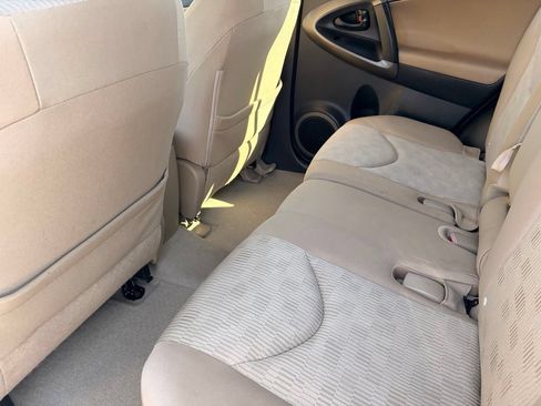 Used 2012 Toyota RAV4 FWD w/ Value Pkg image 16
