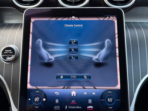 Used 2023 Mercedes-Benz GLC 300 4MATIC image 24