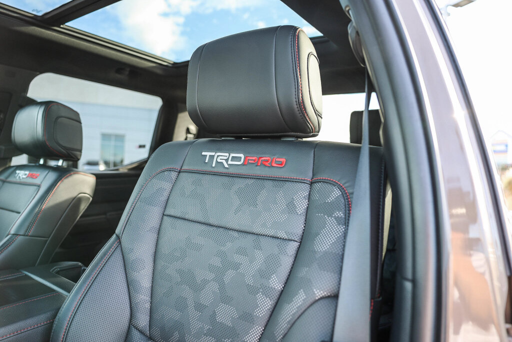 Used 2025 Toyota Tundra TRD Pro AWD/4WD image 17