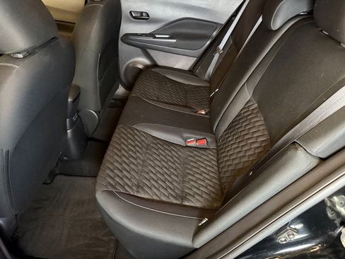 Used 2021 Nissan Kicks S FWD image 20