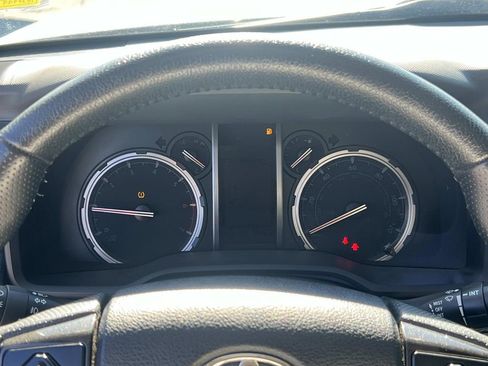 Used 2023 Toyota 4Runner TRD Off-Road Premium image 27