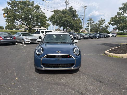 Used 2025 MINI Cooper S FWD image 3