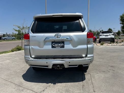 Used 2012 Toyota 4Runner SR5 AWD/4WD image 7