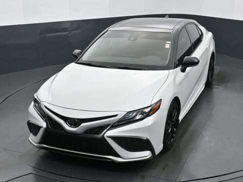 Used 2023 Toyota Camry XSE image 27