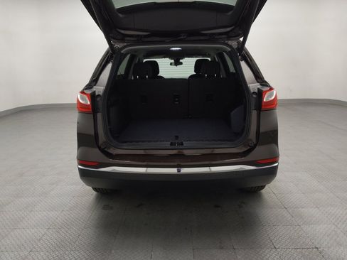 Used 2020 Chevrolet Equinox LT FWD image 29