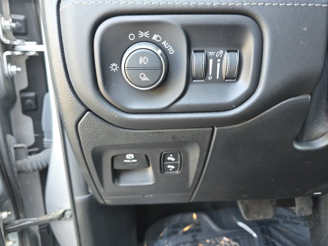 Used 2022 RAM 1500 Limited AWD/4WD image 10