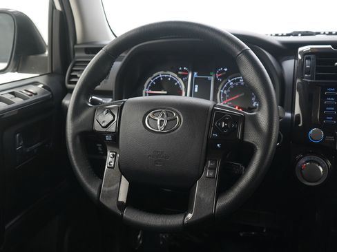 Used 2020 Toyota 4Runner Venture w/ Moonroof Package image 16