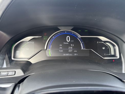 Used 2019 Honda Clarity Touring image 4