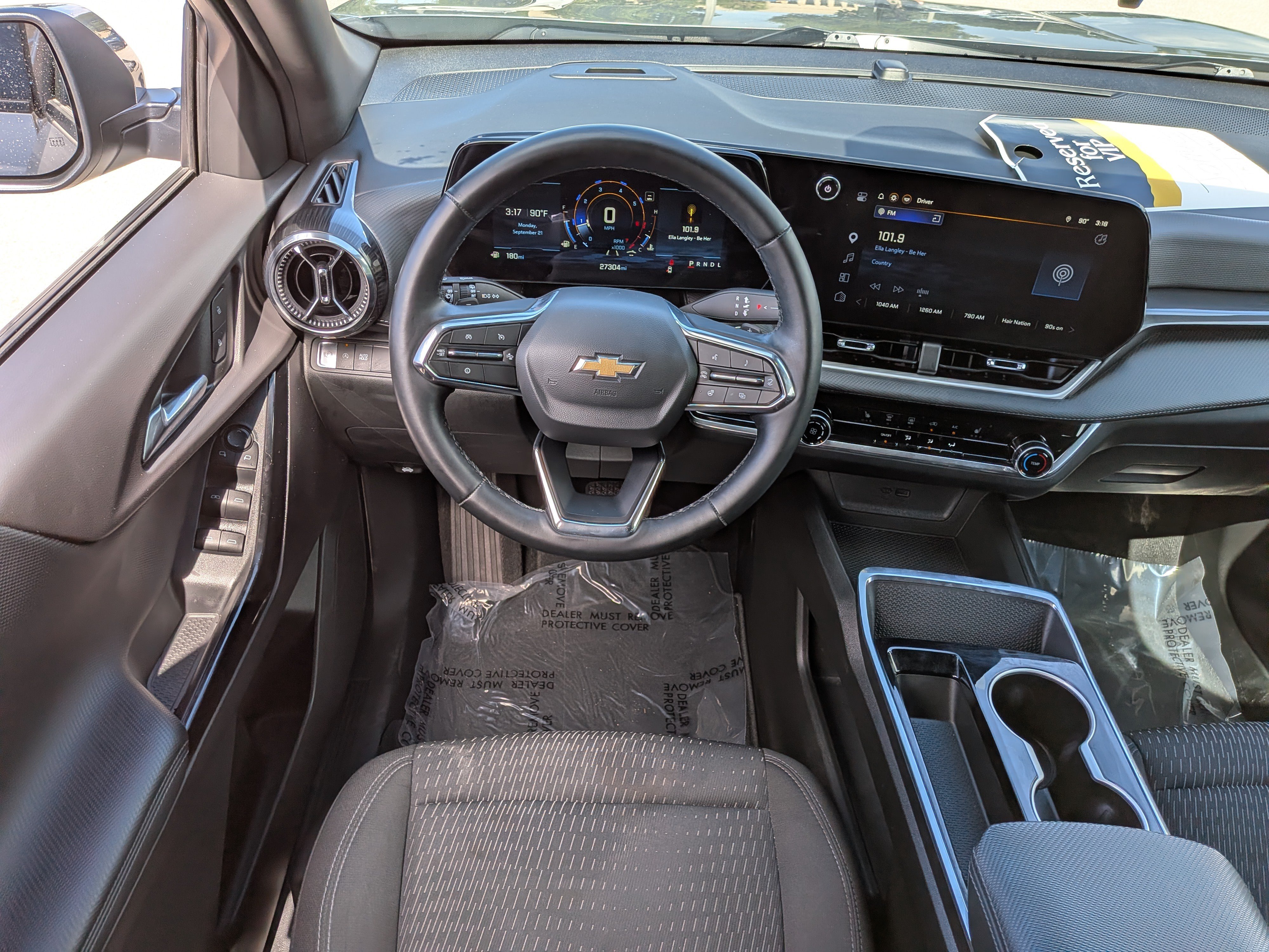Used 2025 Chevrolet Equinox LT FWD image 16