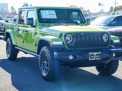 New 2026 Jeep Gladiator Sport image 3