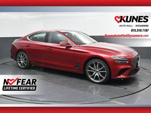 Used 2023 Genesis G70 2.0T image 1
