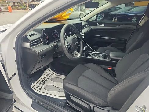 Used 2022 Kia K5 LXS image 10