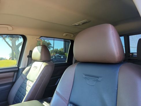 Used 2017 Nissan Titan Platinum Reserve image 34