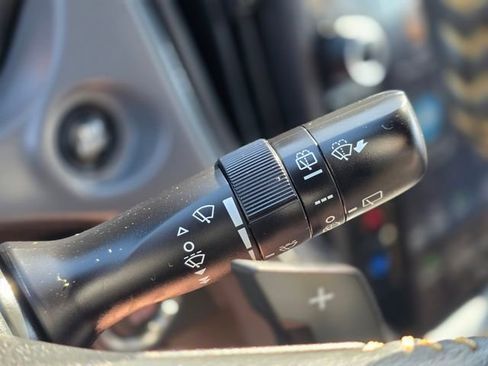 Certified 2025 Subaru Crosstrek 2.5i Sport w/ Crosstrek Mirror Package image 35