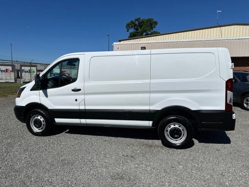 Used 2019 Ford Transit 250 130 Low Roof RWD image 12