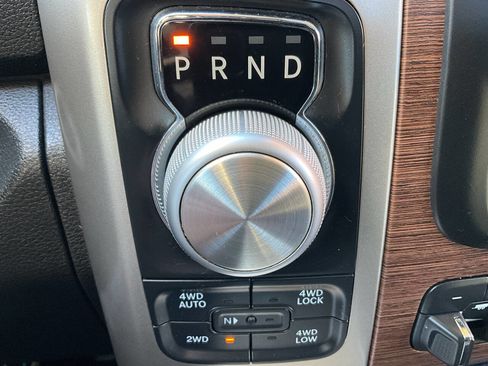 Used 2016 RAM 1500 Laramie w/ Convenience Group image 16