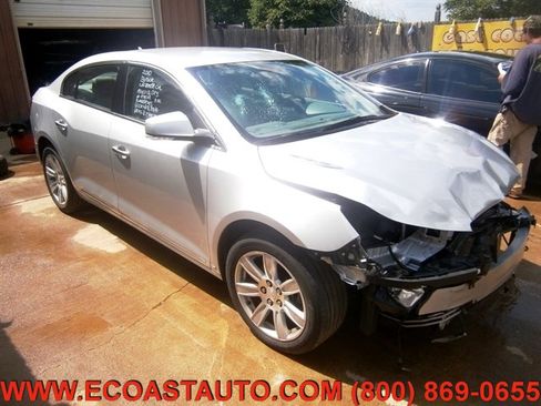 Used 2010 Buick LaCrosse CXL image 1