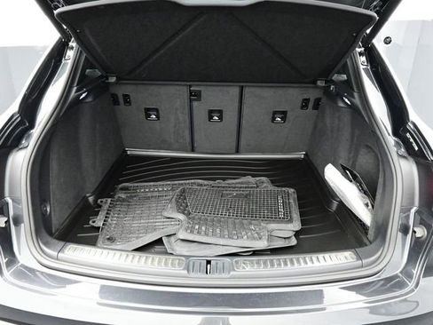 Certified 2025 Porsche Macan Turbo AWD/4WD image 16