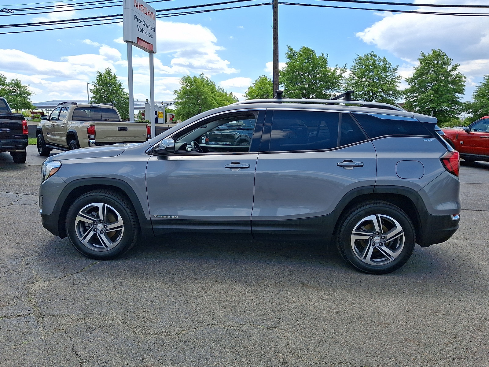 Used 2021 GMC Terrain SLT AWD/4WD image 4
