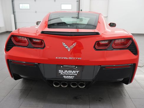Used 2017 Chevrolet Corvette Stingray Coupe w/ 1LT RWD image 24
