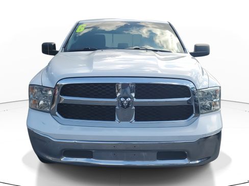 Used 2016 RAM 1500 Classic SLT image 2