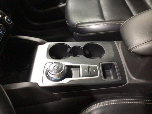Used 2023 Ford Escape Platinum AWD/4WD image 15