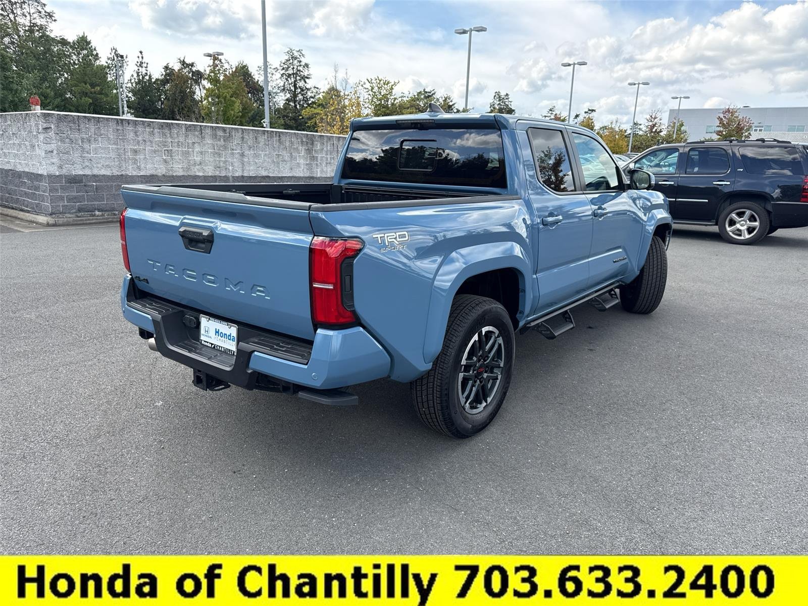 Used 2026 Toyota Tacoma TRD Sport w/ TRD Sport Premium Package AWD/4WD image 22