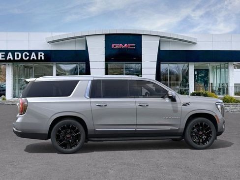 New 2026 GMC Yukon XL Elevation image 5