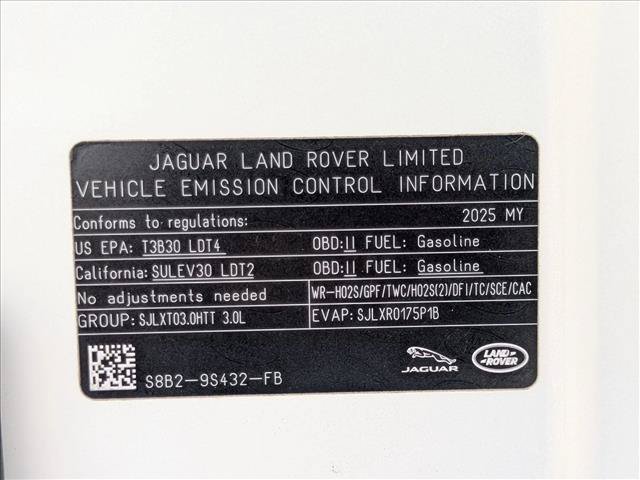 Used 2025 Land Rover Defender 110 X-Dynamic SE AWD/4WD image 26