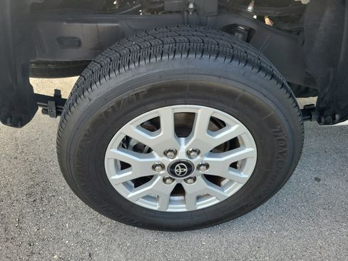 Used 2024 Toyota Tacoma SR RWD image 7