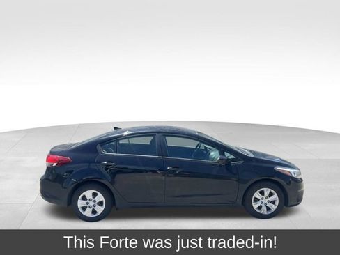 Used 2017 Kia Forte LX w/ LX Popular Package FWD image 1