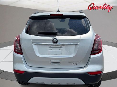 Used 2019 Buick Encore Preferred FWD image 4