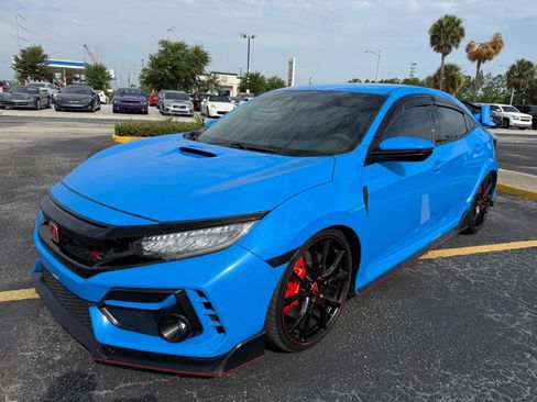 Used 2021 Honda Civic Type R image 4