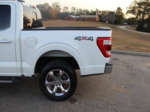 Used 2021 Ford F150 Lariat image 14