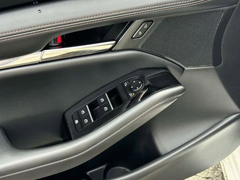 Certified 2025 MAZDA MAZDA3 s image 22