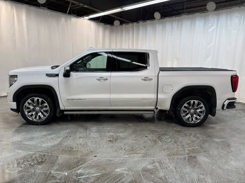 Used 2024 GMC Sierra 1500 Denali w/ Technology Package image 2
