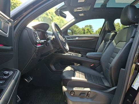 Used 2024 Volkswagen Atlas Cross Sport SEL R-Line AWD/4WD image 14