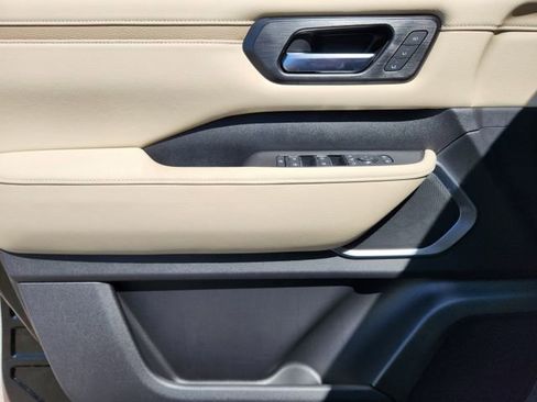 New 2025 Nissan Armada Platinum w/ Convenience Package image 18