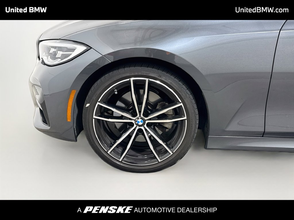 Used 2021 BMW 330i xDrive Sedan w/ M Sport Package AWD/4WD image 9