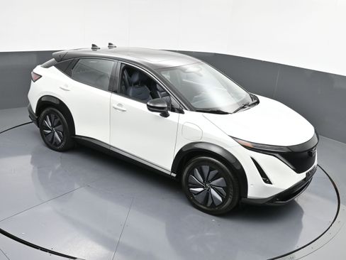 Used 2023 Nissan Ariya image 30