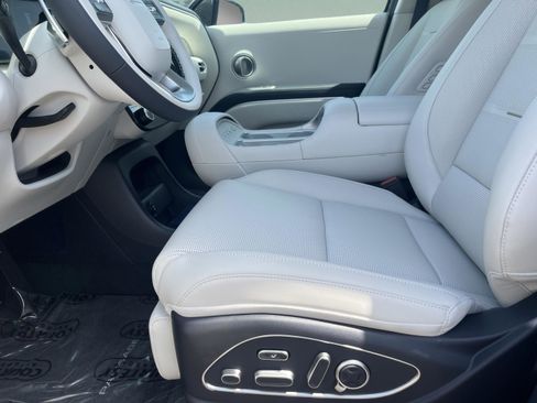 New 2026 Hyundai Palisade Calligraphy FWD image 17