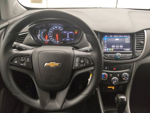 Used 2020 Chevrolet Trax LS w/ Tint and Cruise Package FWD image 22