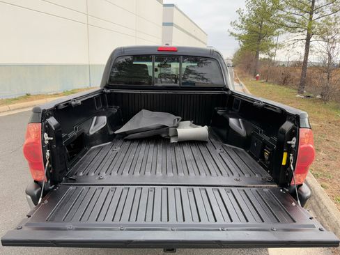 Used 2010 Toyota Tacoma 4x4 Double Cab image 59