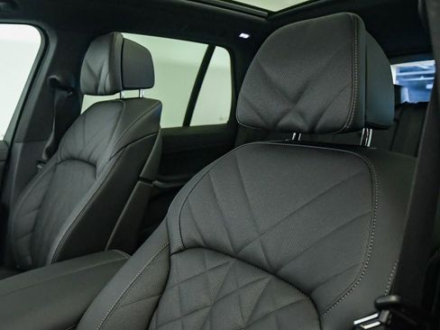 Used 2026 BMW X5 sDrive40i w/ M Sport Package RWD image 18