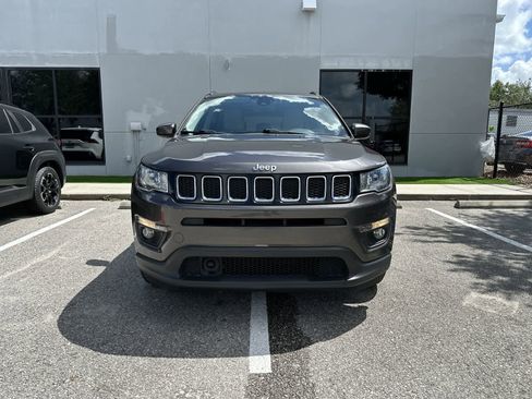 Used 2020 Jeep Compass Latitude FWD image 12