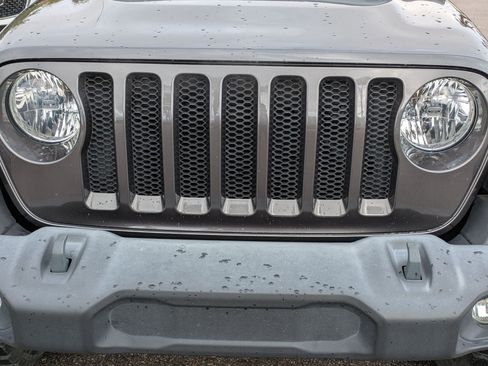 Used 2021 Jeep Wrangler Unlimited Sport image 10